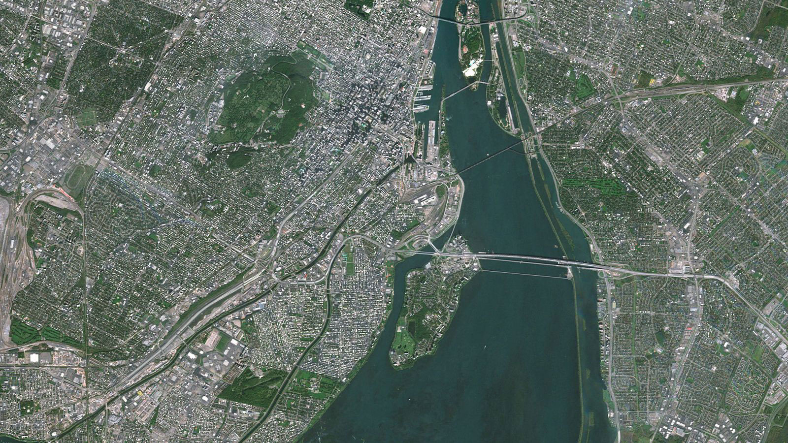 PlanetSAT 10m Global Imagery Basemap of Montreal