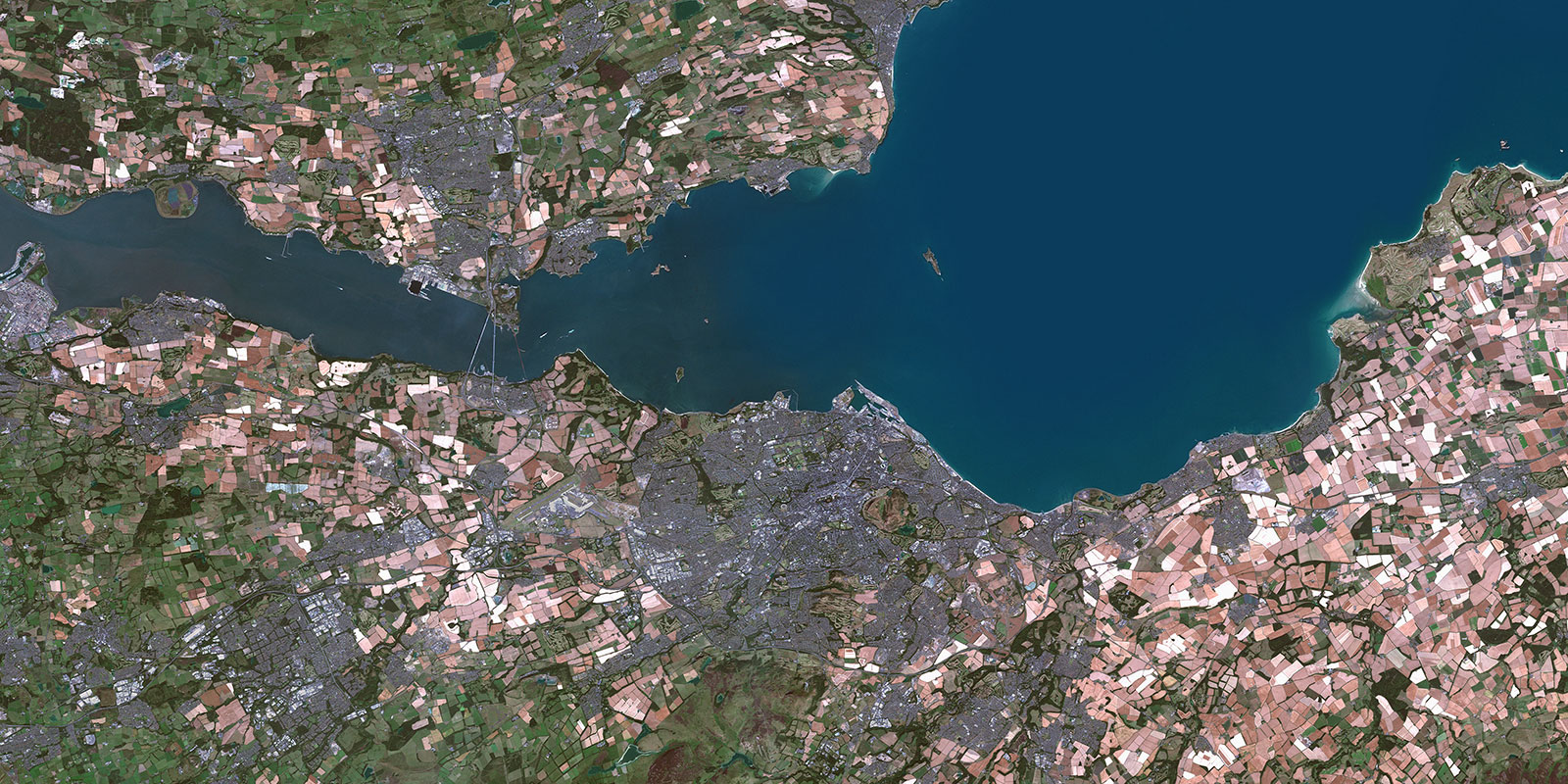 PlanetSAT Global Basemap 2024 of Edinburgh, UK