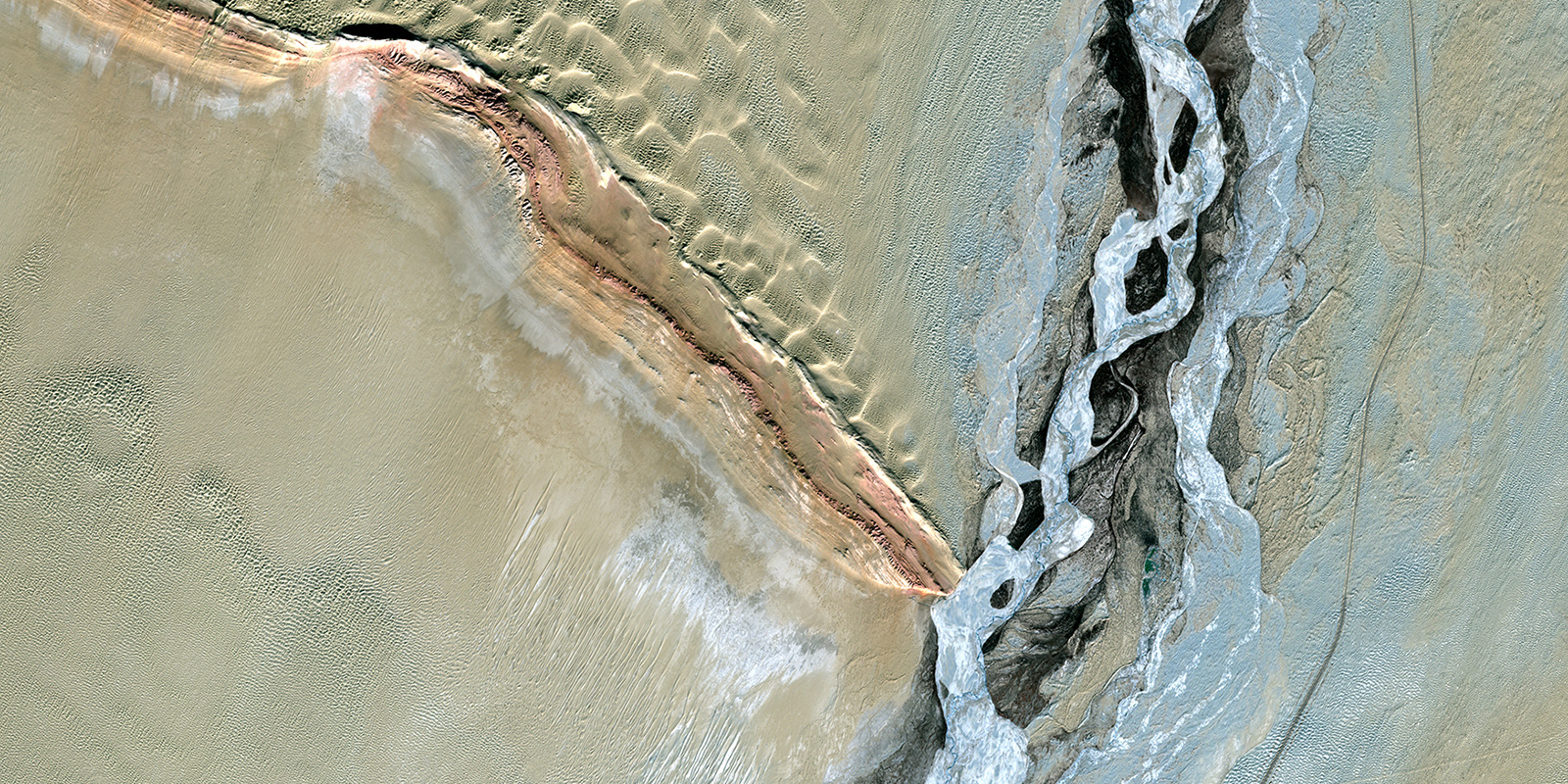 PlanetSAT Image of Taklamakan Desert in China to Meet the Team, Pierre Dubus