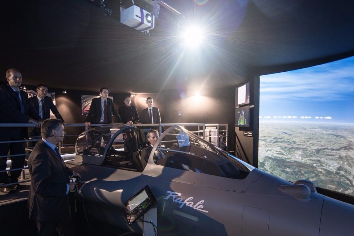 66c5aa19be1ab5ec8e81cd26_6627759778f226ce86e8d48d_Defense_Dassault_aviation_DA00029856_S-1600x690